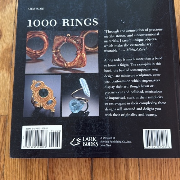 1000 Rings Lark Books Inspiring Adornments for the Hand Book great condition - Picture 3 of 10